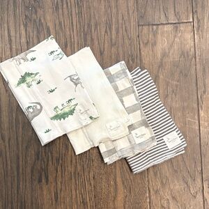 Burt's Bees Burp Cloth Set